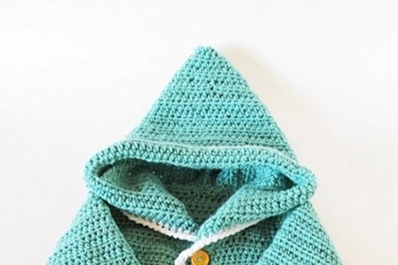Blusa de crochê com estampas para meninas (exemplos para diferentes idades)